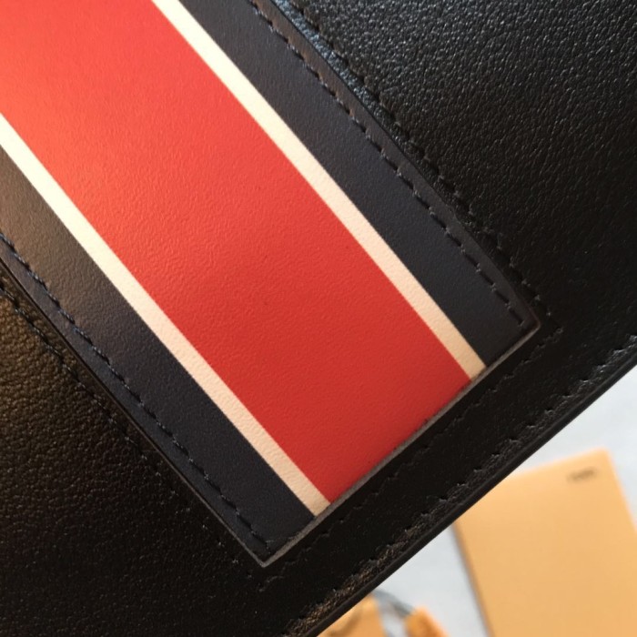 新作 FENDI/フェンディ セカンドバッグ ポーチ FE19P180-FD07