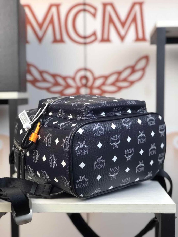 MCM(エムシーエム) 超高品質 後背包 リュック 5734-MC299