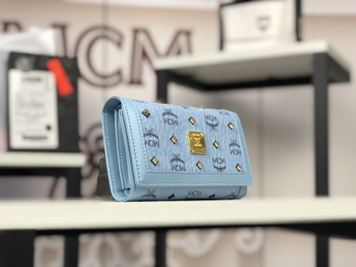 人気商品激安 エムシーエム 短財布 三つ折り財布 8033-MC493
