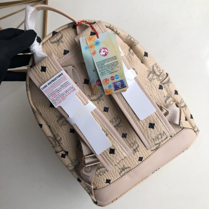 19SS エムシーエム 中号サイズ 後背包 リュック 88024-2-MC465