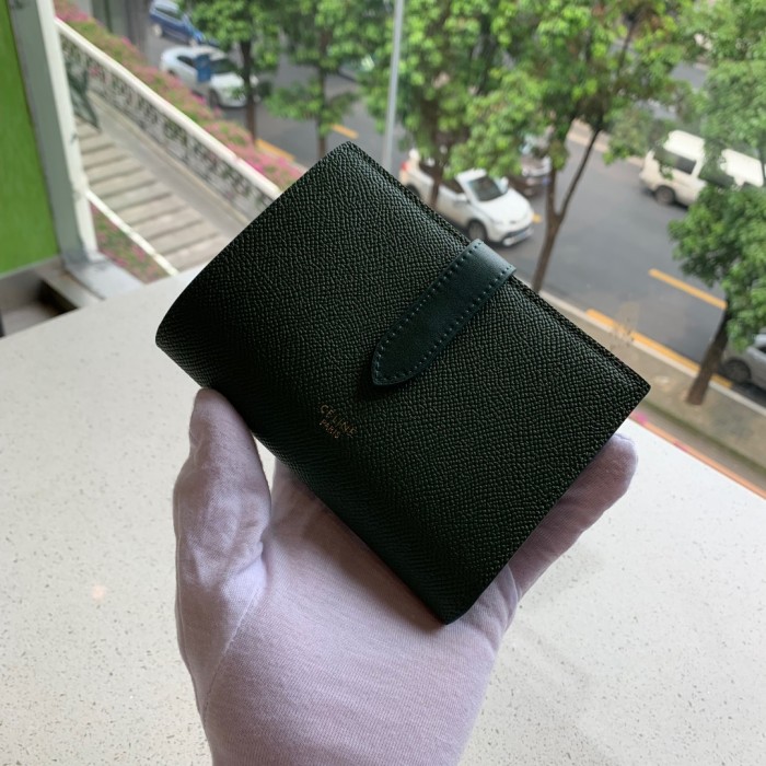 セリーヌ(CELINE）人気 小号 短財布 カードケース 28LB-CL120