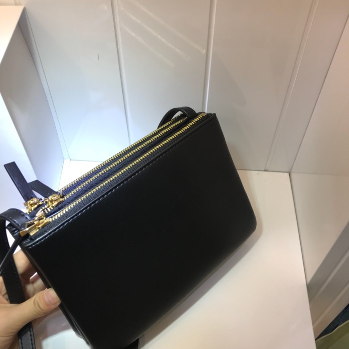 セリーヌ(CELINE）人気商品 小号サイズ ショルダーバッグ CL19P330-CL069
