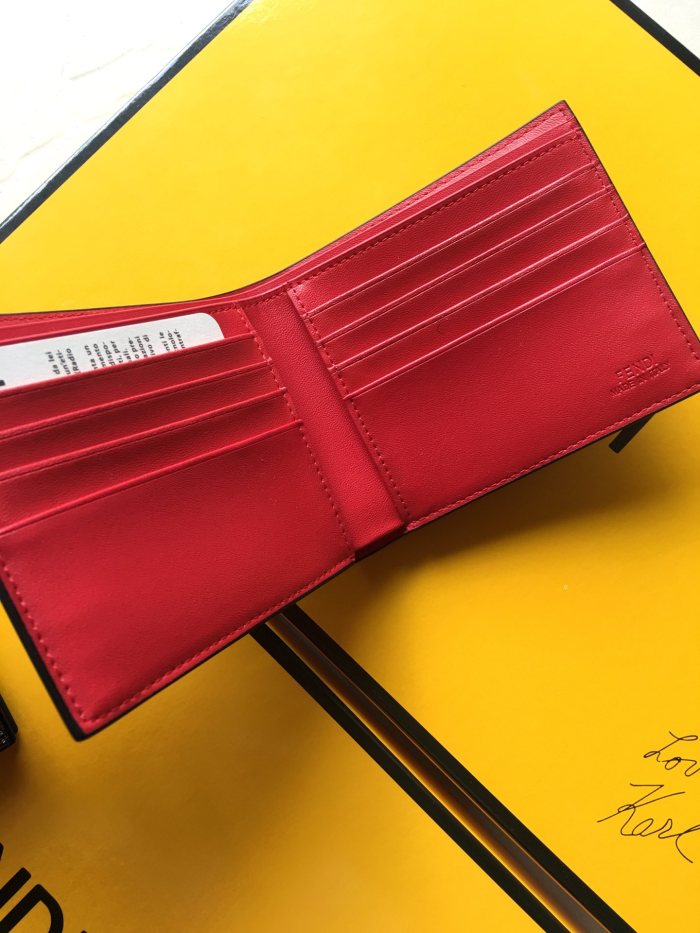 新作 FENDI/フェンディ メンズ 二つ折り短財布 FE19P110-FD02