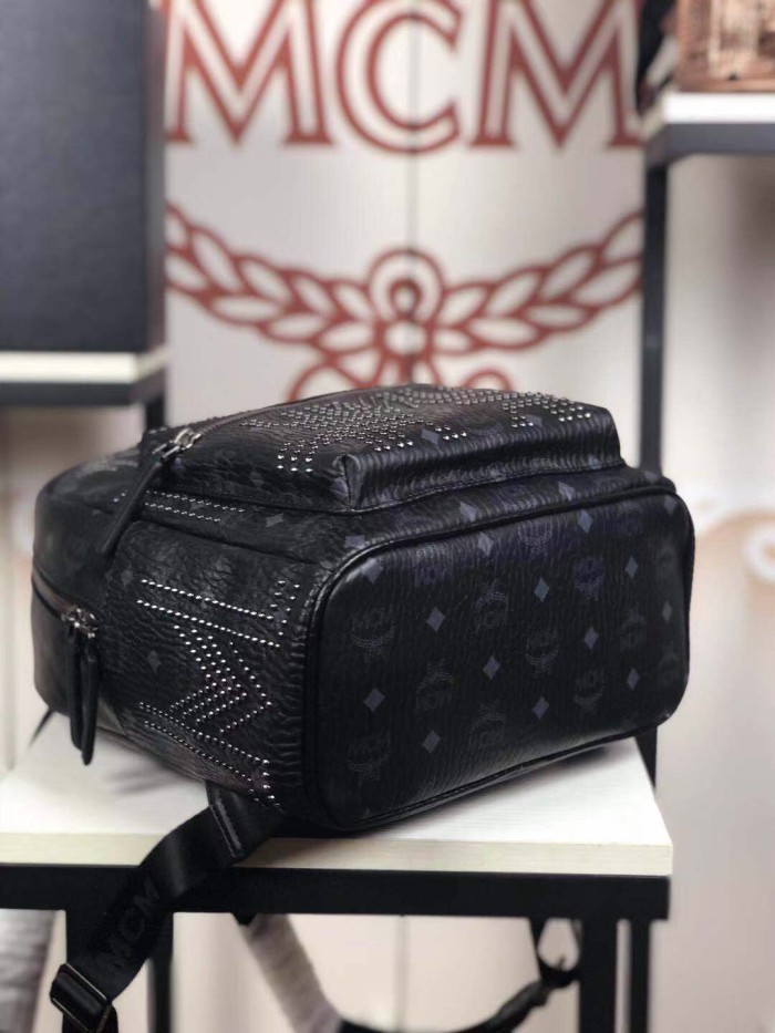 19SS エムシーエム 中号サイズ 後背包 リュック 5927-MC082
