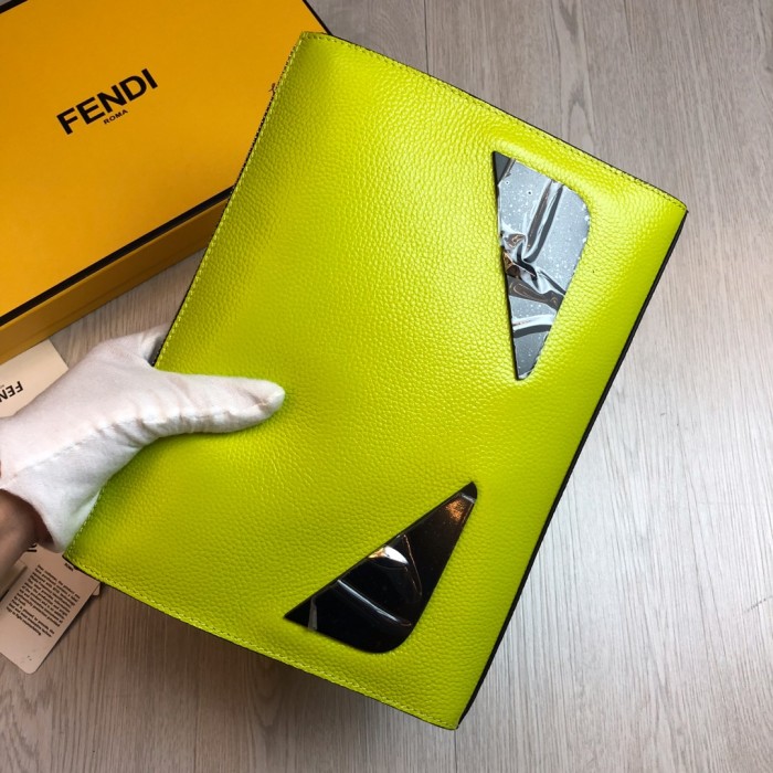 特N品 FENDI/フェンディ 財布 セカンドバッグ XD19P340-FD16