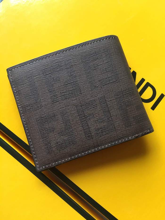 新作 FENDI/フェンディ メンズ 二つ折り短財布 FE19P110-FD01