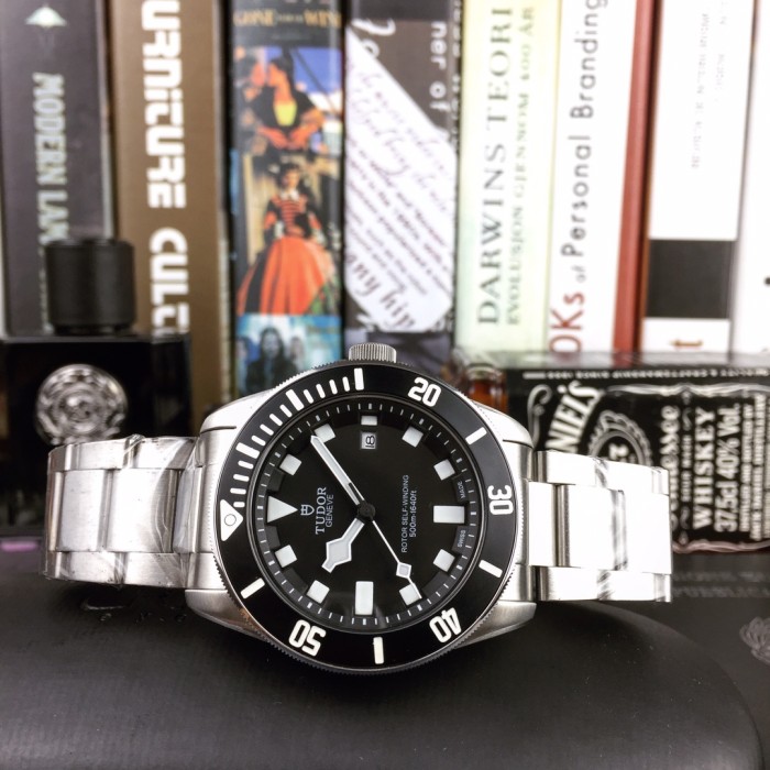 チュードル（TUDOR ）メンズ 時計 42mm 激安販売 腕時計 TUD-TSH380-25