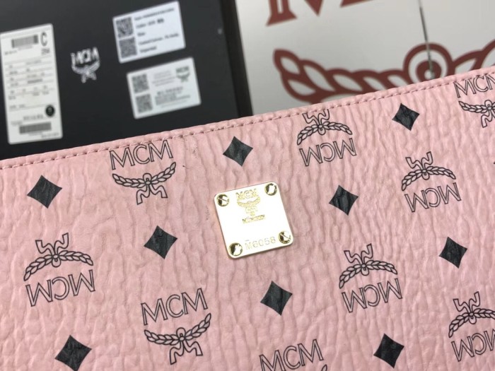 MCM（エムシーエム）超人気 セカンドバッグ 1035-MC527