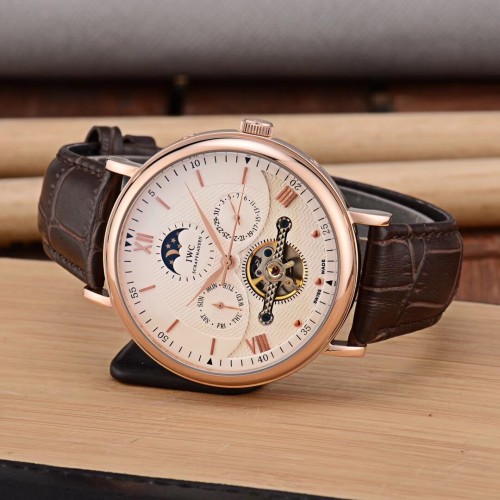 IWC(アイダブリューシー) 腕時計 42mm 自動巻き メンズ IWC-TSH360-080
