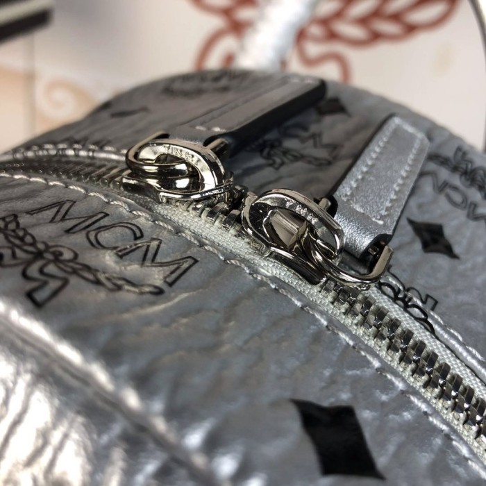 19SS エムシーエム 中号サイズ 後背包 リュック 5727-MC435