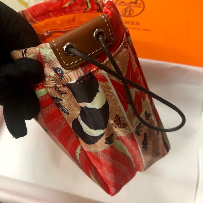 新品 エルメス [HERMES] ポーチ 収納バッグ TA2001P250-HE-27