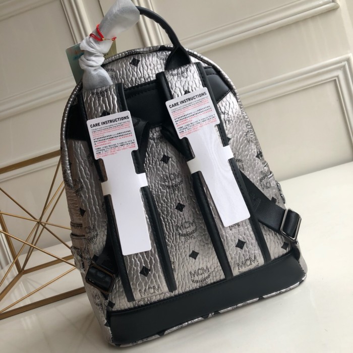 19SS エムシーエム 中号サイズ 後背包 リュック 88029-2-MC476