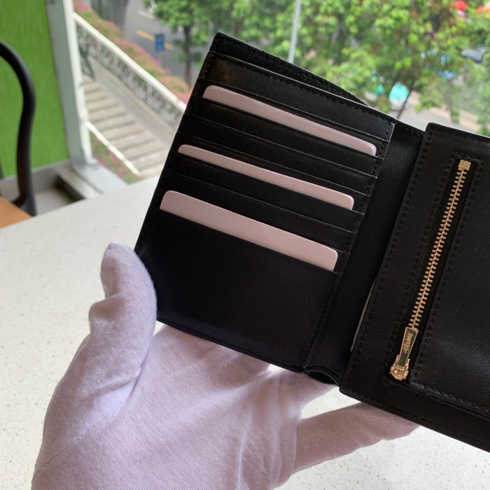 セリーヌ(CELINE）人気 小号 短財布 カードケース 28LB-CL121