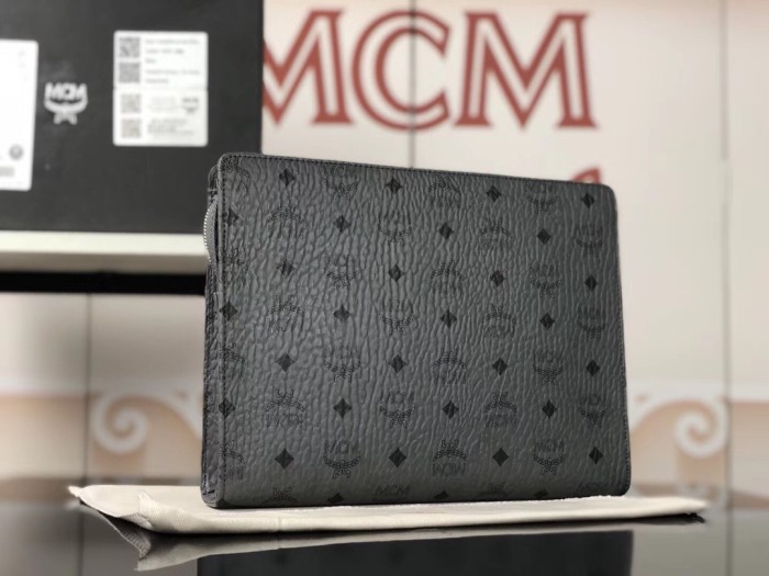 MCM（エムシーエム）超人気 セカンドバッグ 1035-MC526