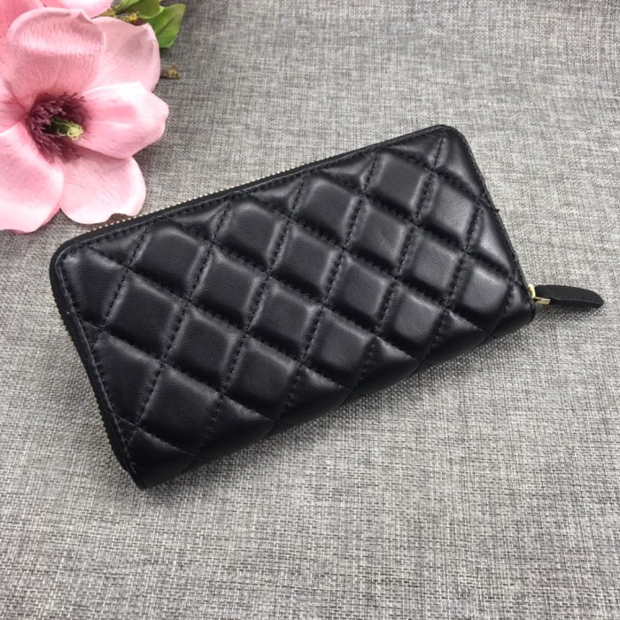 CHANEL(シャネル) 長財布 ラウンドファスナー式財布 0877-372
