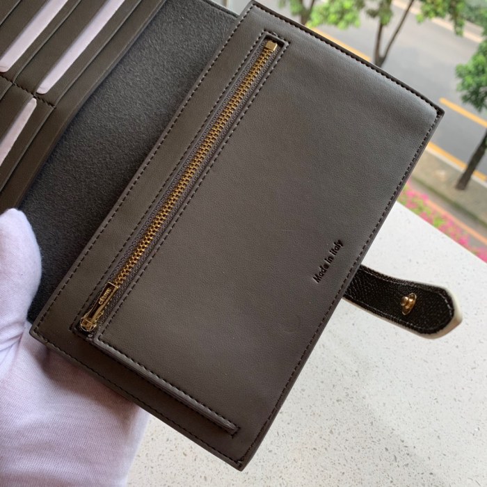 セリーヌ(CELINE）19SS 大号 長財布 カードケース 31AN-CL106