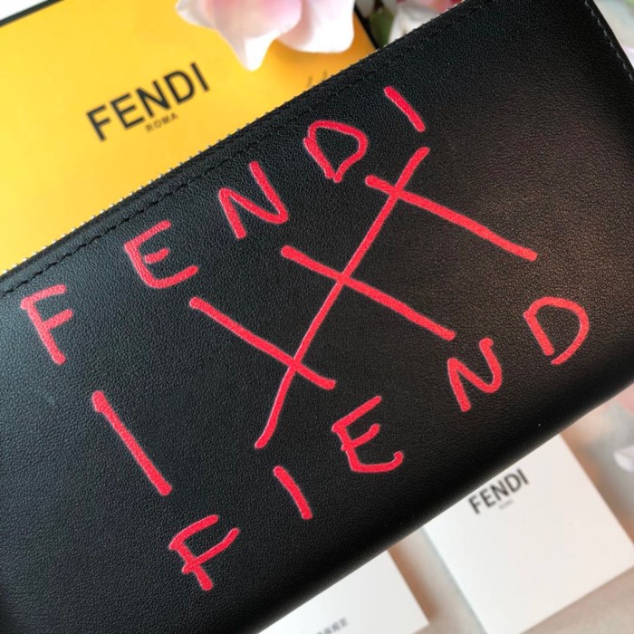 FENDI/フェンディ ラウンドファスナー式長財布 FE19P160-FD11