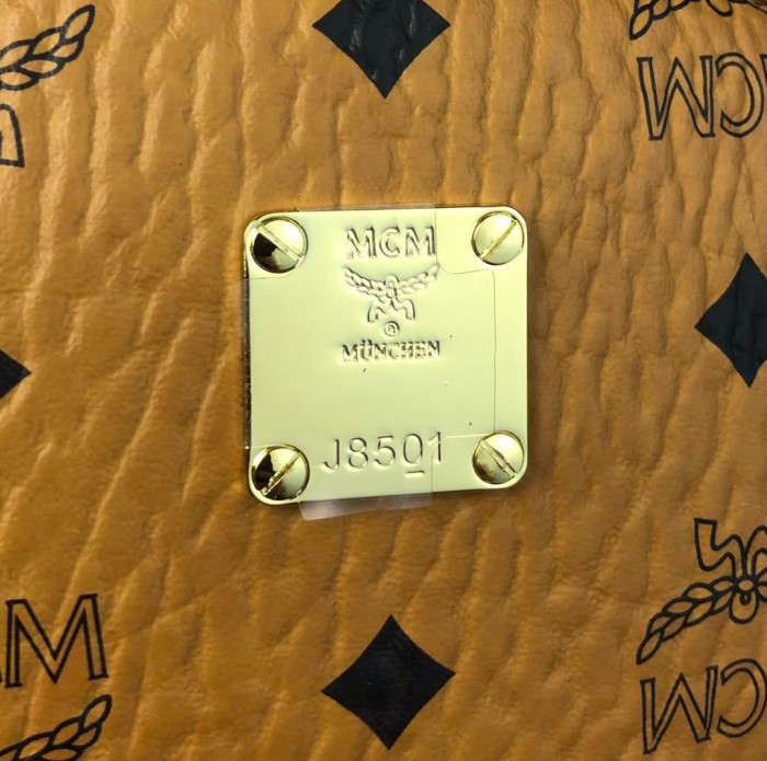 MCM(エムシーエム) 超高品質 後背包 リュック 5734-MC293