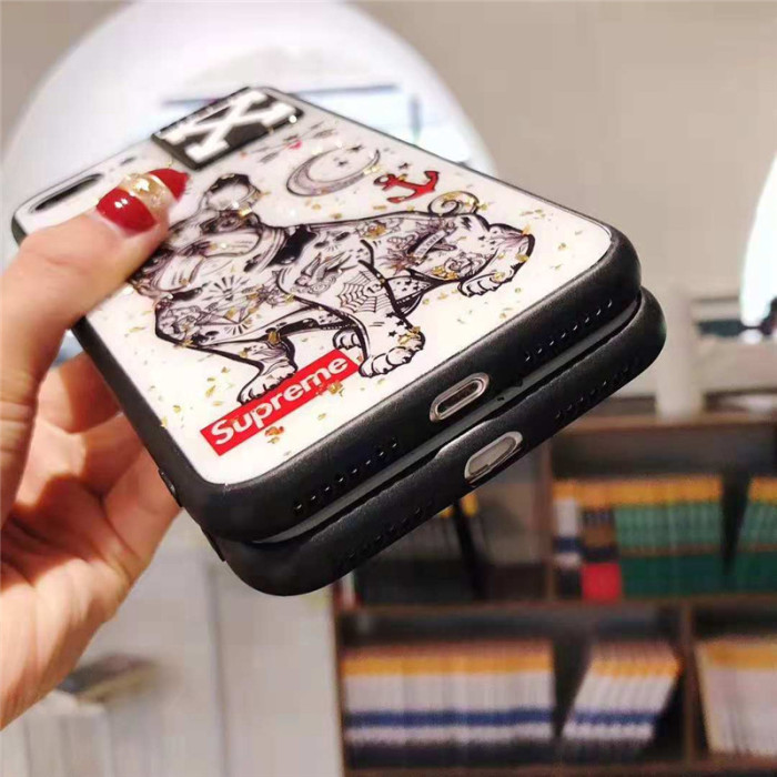 シュプリーム iphone xrケース 可愛い supreme iphone xs maxケース 個性 オーフホワイトアイフォンxs ケース 人気 iphonex/8plusケースペア向け