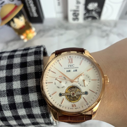 IWC(アイダブリューシー) 腕時計 44mm 自動巻き メンズ IWC-TSH400-41