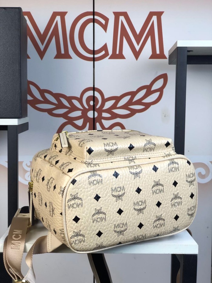 MCM(エムシーエム) 超高品質 後背包 リュック 5702-MC187