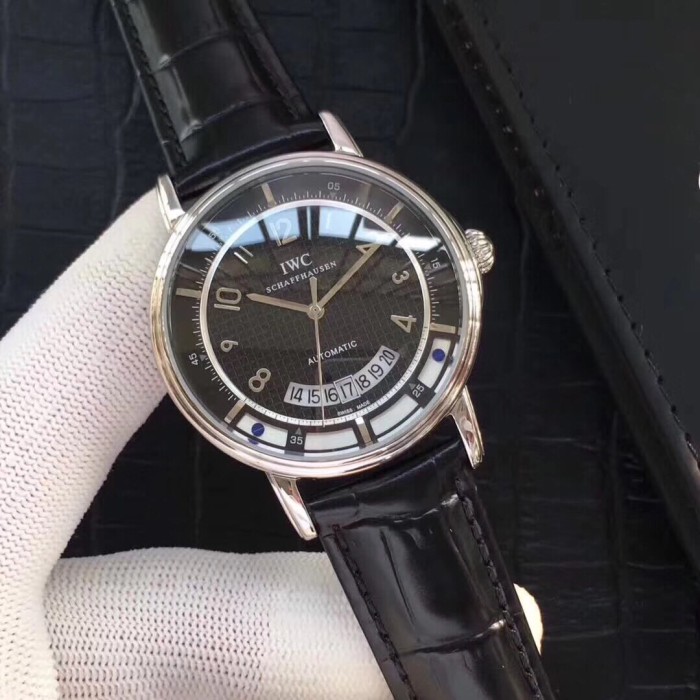 IWC(アイダブリューシー) 腕時計 42mm 自動巻き メンズ IWC-TSH420-23