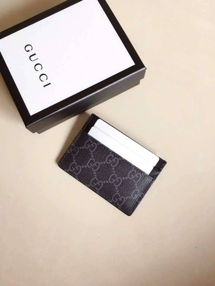 19新作 GUCCI グッチ 財布 コインケース 名刺入れ 451277-1