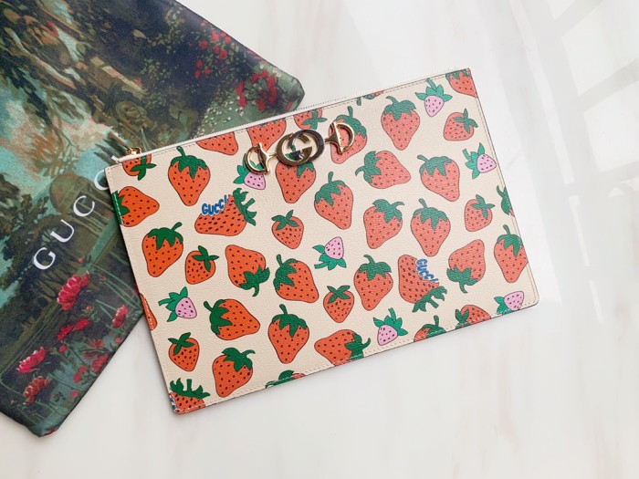 特N品 新品 GUCCI グッチ セカンドバッグ 収納パック 570728-1