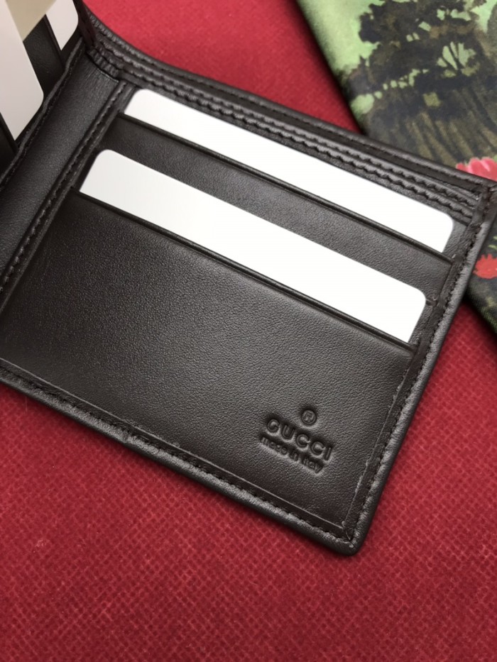 GUCCI グッチ 短財布 二つ折り短財布 138042-1人気秋冬新作