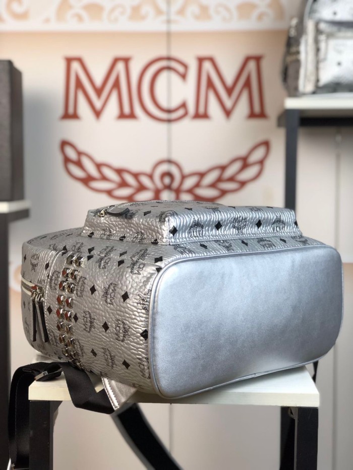 19SS エムシーエム 大号サイズ 後背包 リュック 5726-MC436