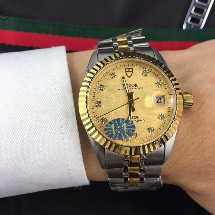 チュードル（TUDOR ）メンズ 時計 40mm 自動巻き 腕時計 TUD-DBG450-20