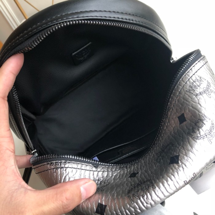 19SS エムシーエム 中号サイズ 後背包 リュック 88029-2-MC476