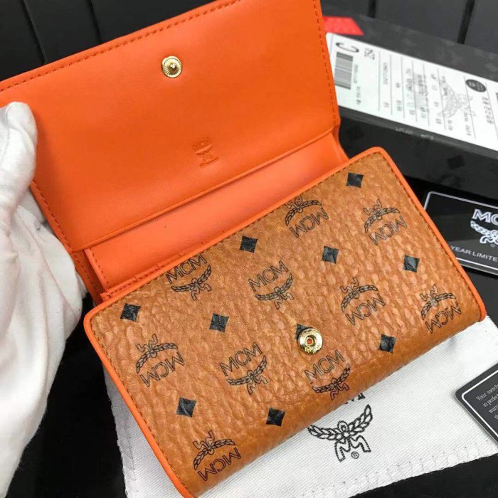 人気商品激安 エムシーエム 短財布 三つ折り財布 8086-MC520