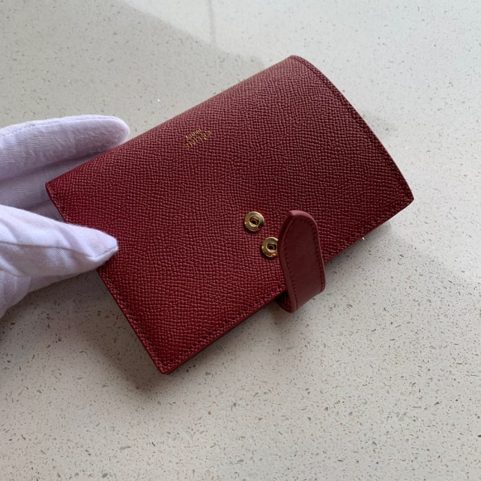 セリーヌ(CELINE）人気 小号 短財布 カードケース 28LB-CL123