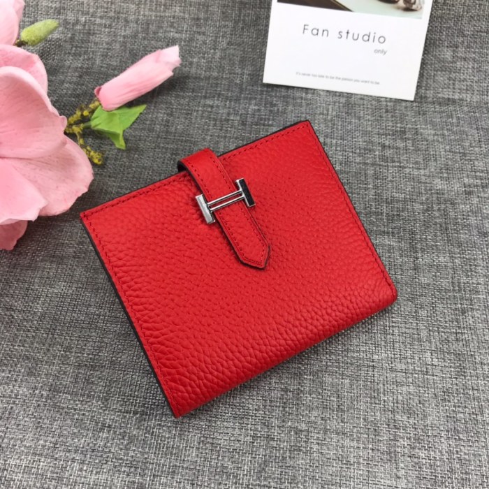 HERMES エルメス 牛革 TOGO 二つ折り財布 DZ2001P180-5120-01