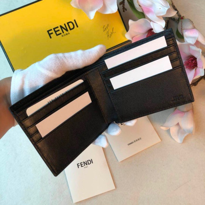 新作 FENDI/フェンディ メンズ 二つ折り短財布 FE19P110-FD08