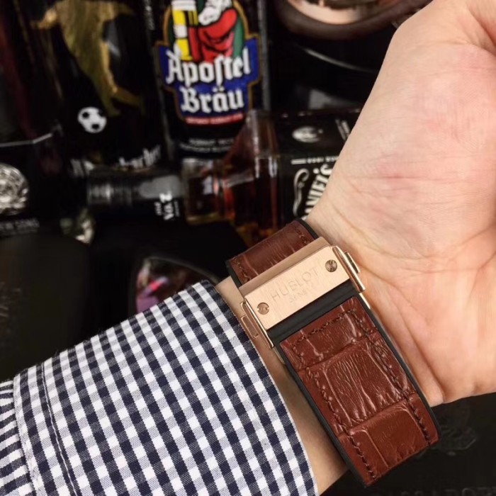 HUBLOT ウブロ 最高品質 値下受付 メンズ 腕時計 ビッグバン 時計 実物図 HU-TSH400-010
