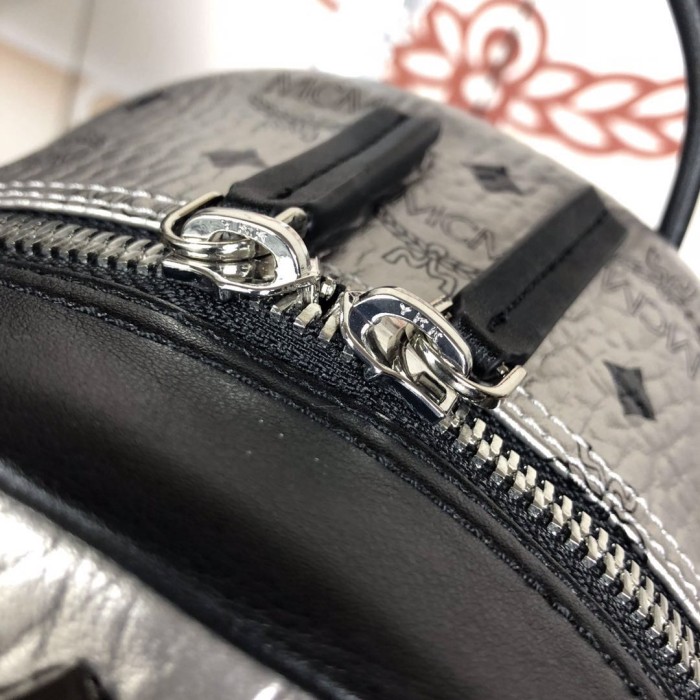 19SS エムシーエム 中号サイズ後背包 リュック 5727-MC393