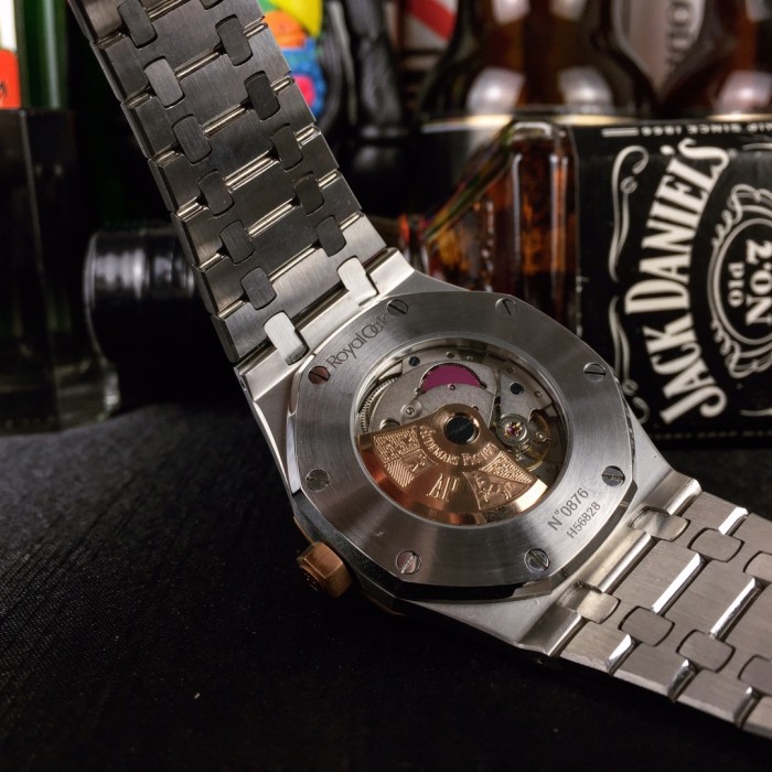 オーデマ ピゲ【AUDEMARS PIGUET】自動巻き メンズ 時計 AP-TSH440-028