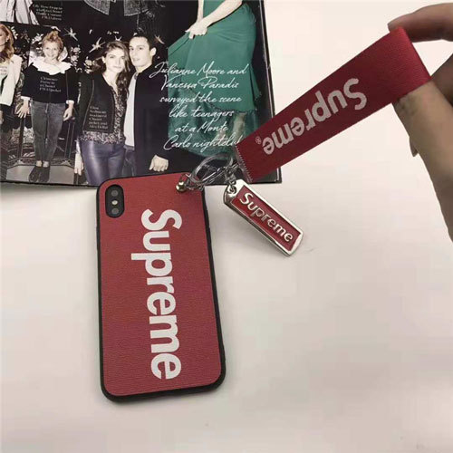 シュプリーム iphone xr/xs maxケース 個性設計 supreme iphone x/xsカバーキーボルダー付け 人気潮流 アイフォン10R/8plusケース カップルお勧め