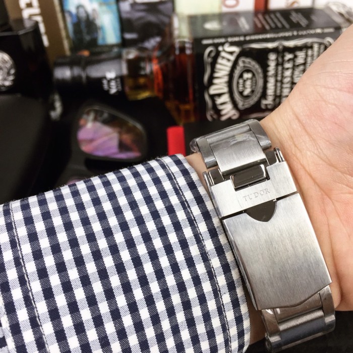 チュードル（TUDOR ）メンズ 時計 42mm 激安販売 腕時計 TUD-TSH380-25