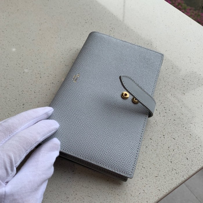 セリーヌ(CELINE）19SS 大号 長財布 カードケース 31AN-CL113