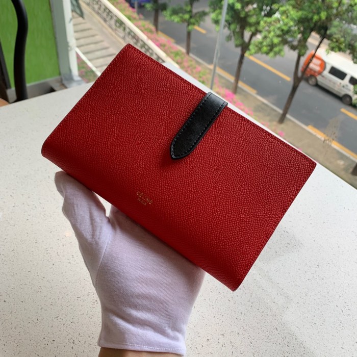 セリーヌ(CELINE）19SS 大号 長財布 カードケース 31AN-CL108