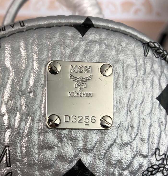 19SS エムシーエム ミニサイズ 後背包 リュック 5729-MC433