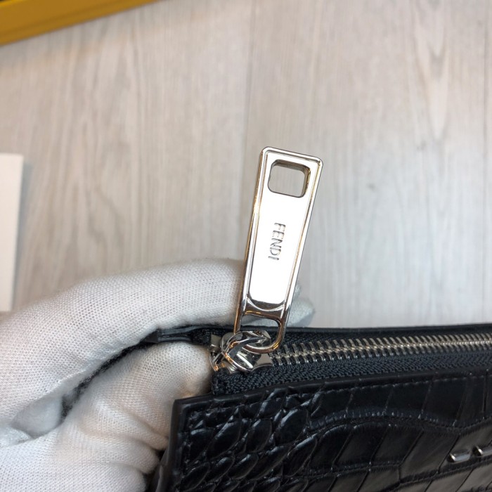 特N品 FENDI/フェンディ 財布 セカンドバッグ XD19P360-FD20