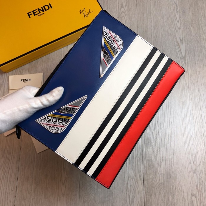 特N品 FENDI/フェンディ 財布 セカンドバッグ XD19P350-FD18