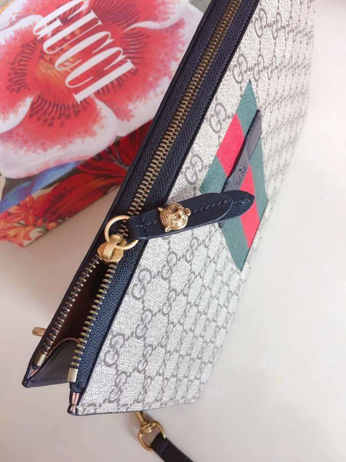 特N品美品 GUCCI グッチ セカンドバッグ 収納パック 433665-1