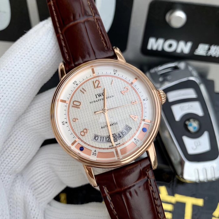 IWC(アイダブリューシー) 腕時計 41mm 自動巻き メンズ IWC-TSH440-068