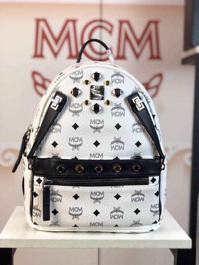 19SS エムシーエム 中号サイズ 後背包 リュック 5277-MC042