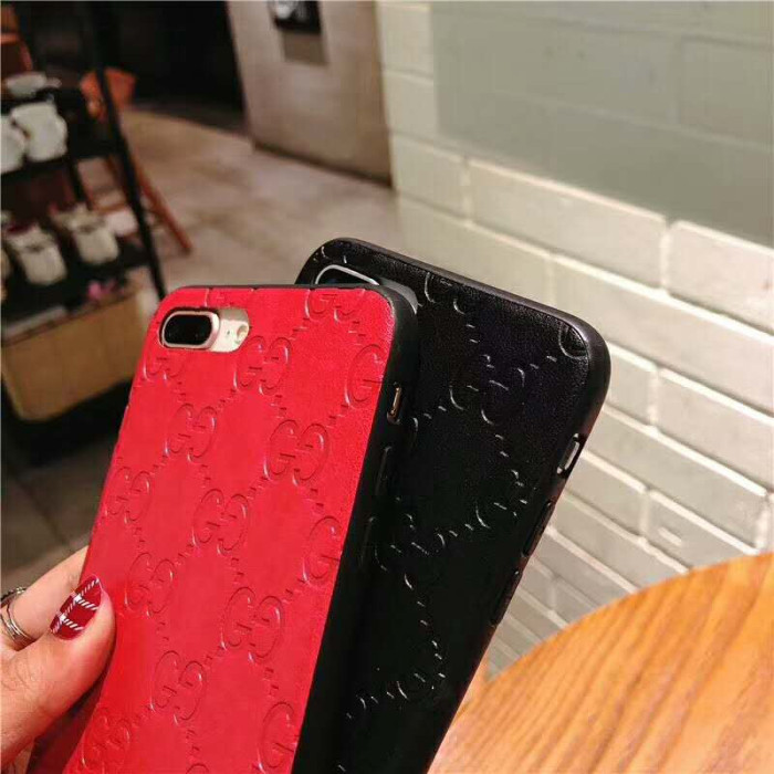 グッチ GUCCI iphone11/11pro/11pro maxケース即納品 Galaxy S10ケース ギャラクシーS10+カバー iphone xrケース 人気ブランド シンプル 男女兼用
